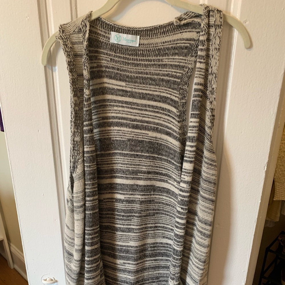 Vest cardigan white and grey striped